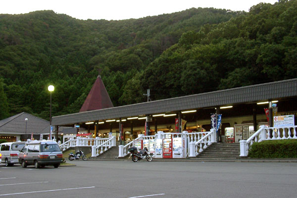 奥琵琶湖ドライブイン