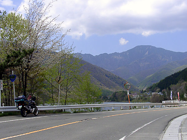 国道140号線