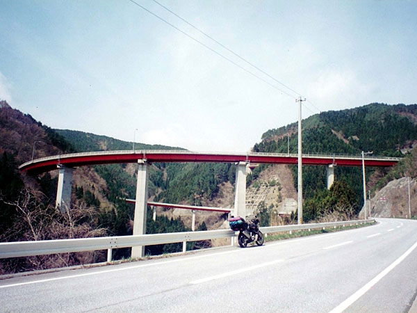 ループ橋